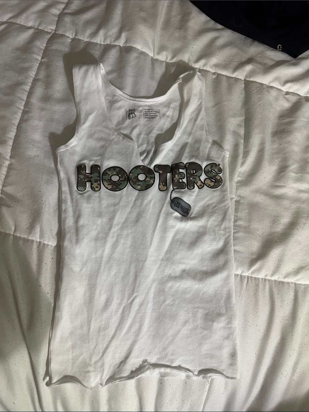 Hooters White Tank Top with Camo-Pattern Logo